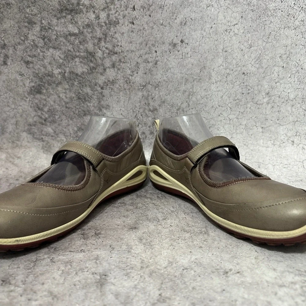 ECCO Biom Life RXP Sport Mary Jane Women 9-9.5 Taupe Leather Comfort